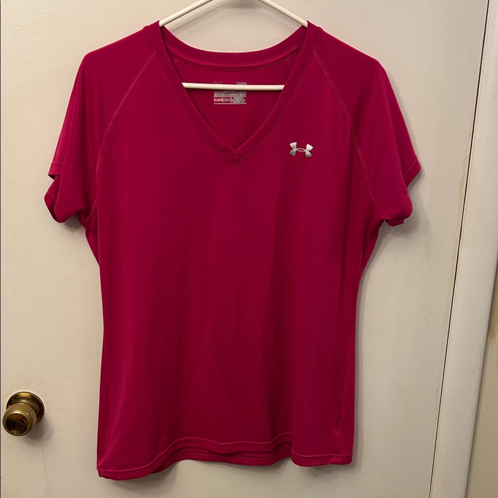 Under Armour Women’s Shirt Size Large Pink